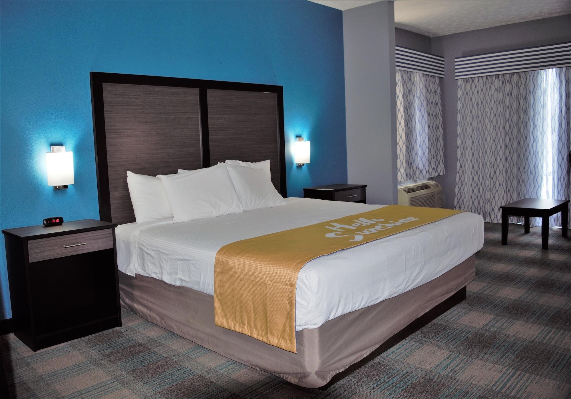 Days Inn By Wyndham Montgomery Bagian luar foto